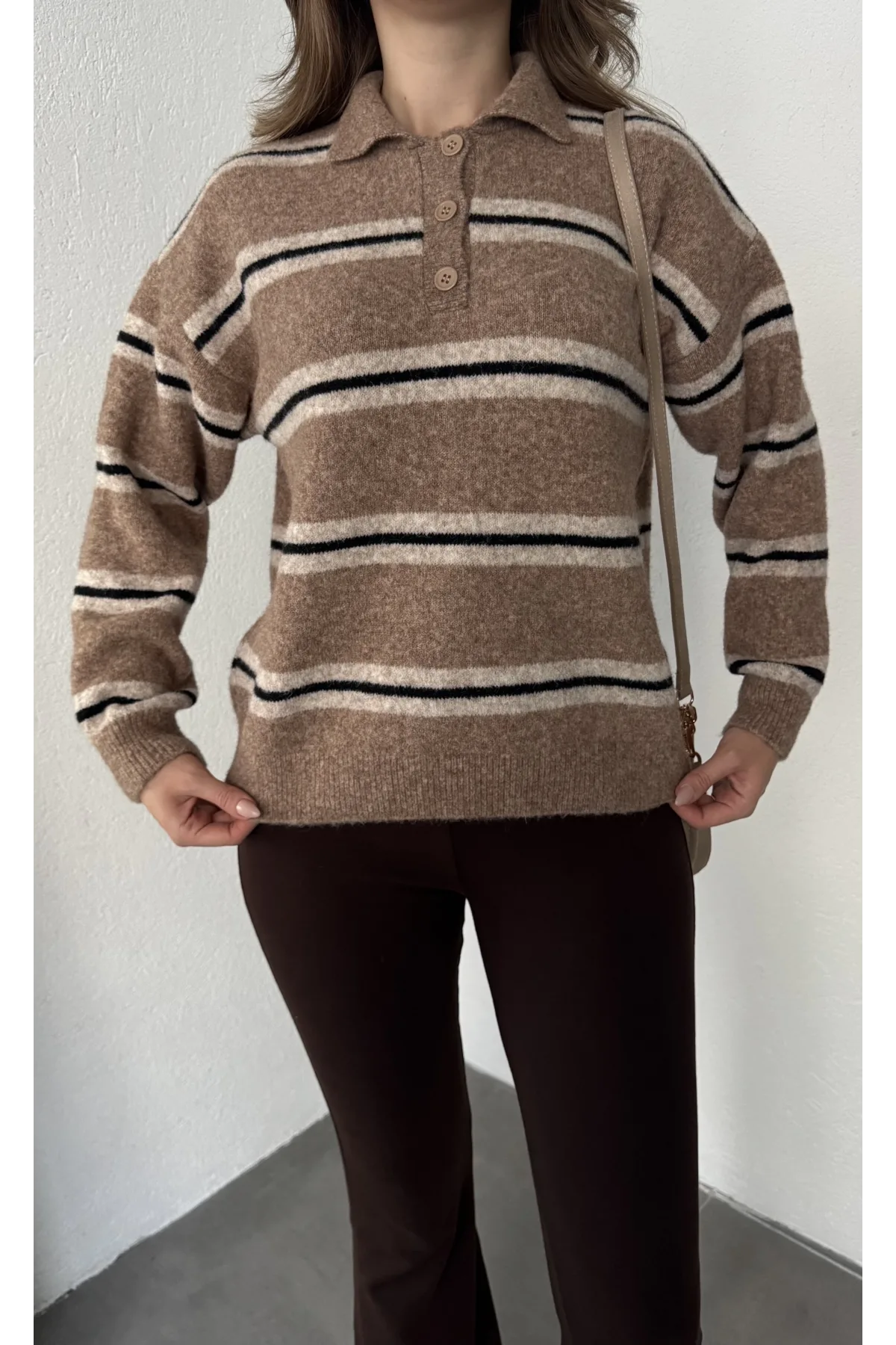 Kahverengi Çizgili Polo Yaka Çizgili Oversize Trend Kazak