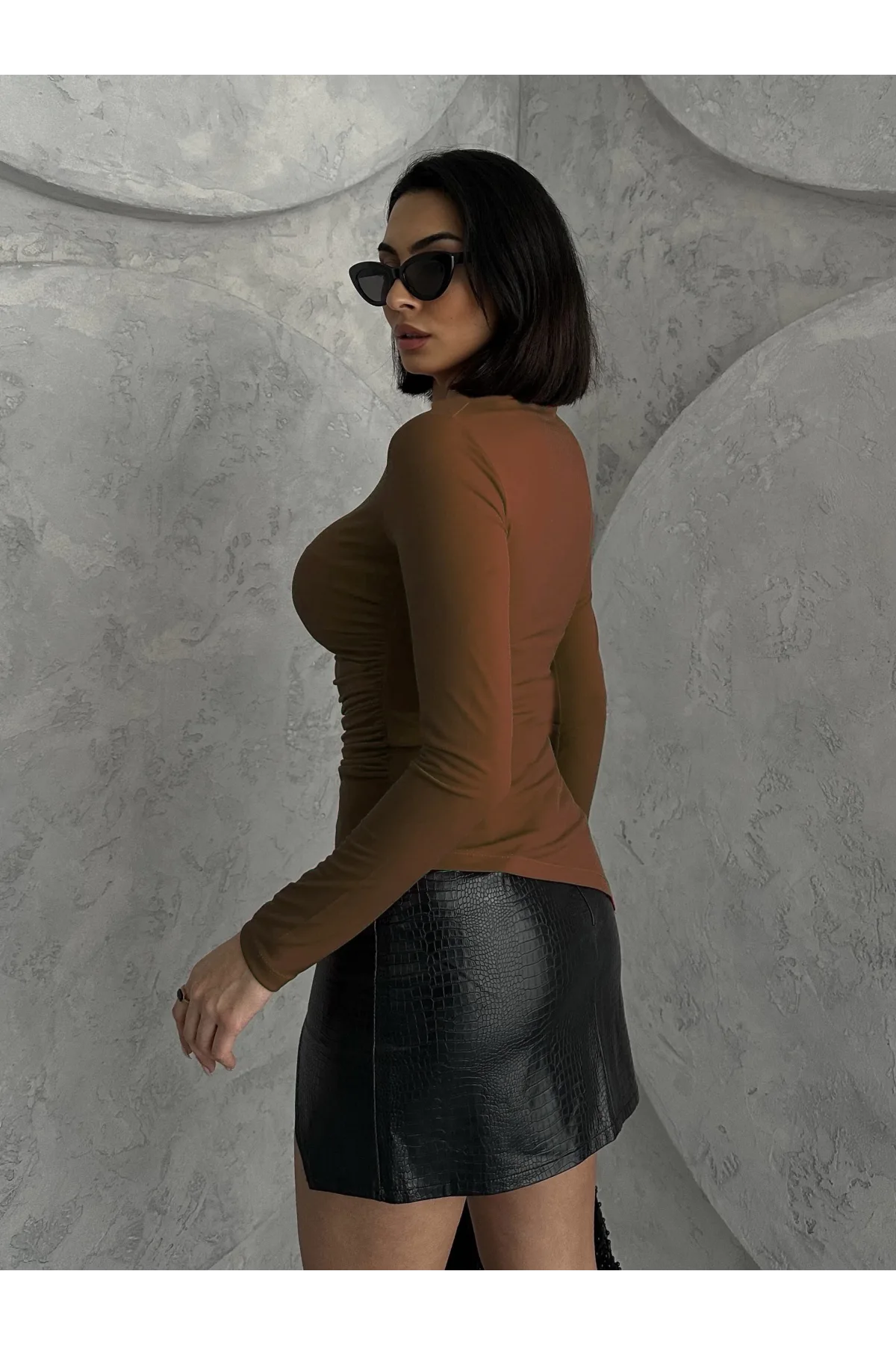Kahverengi Zr Model Asimetrik Kesim Drapeli Büzgülü Candy Body Bluz