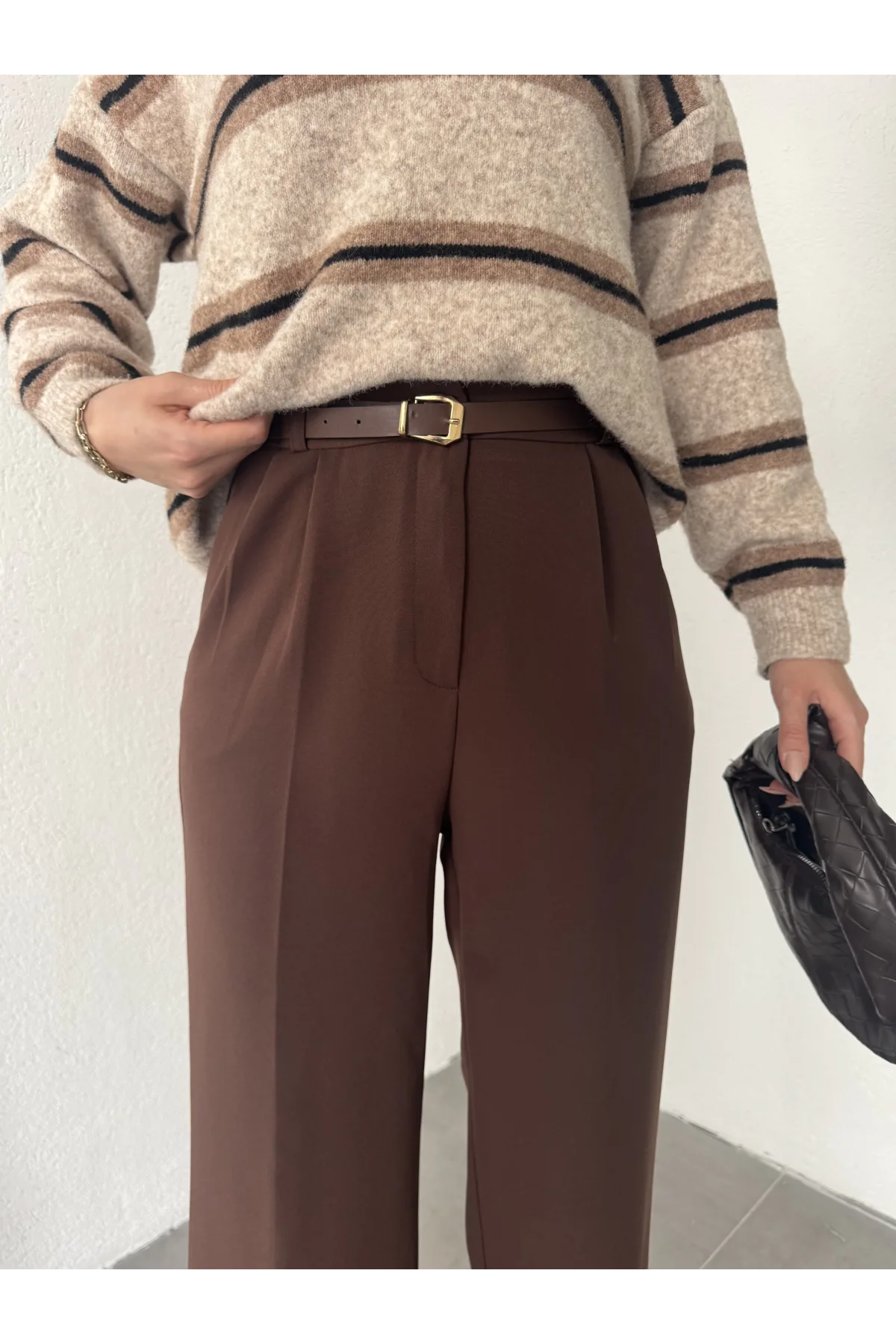 Kahverengi Pileli Tam Kalıp Bel Oturtmalı Geniş Paça Palazzo Pantolon