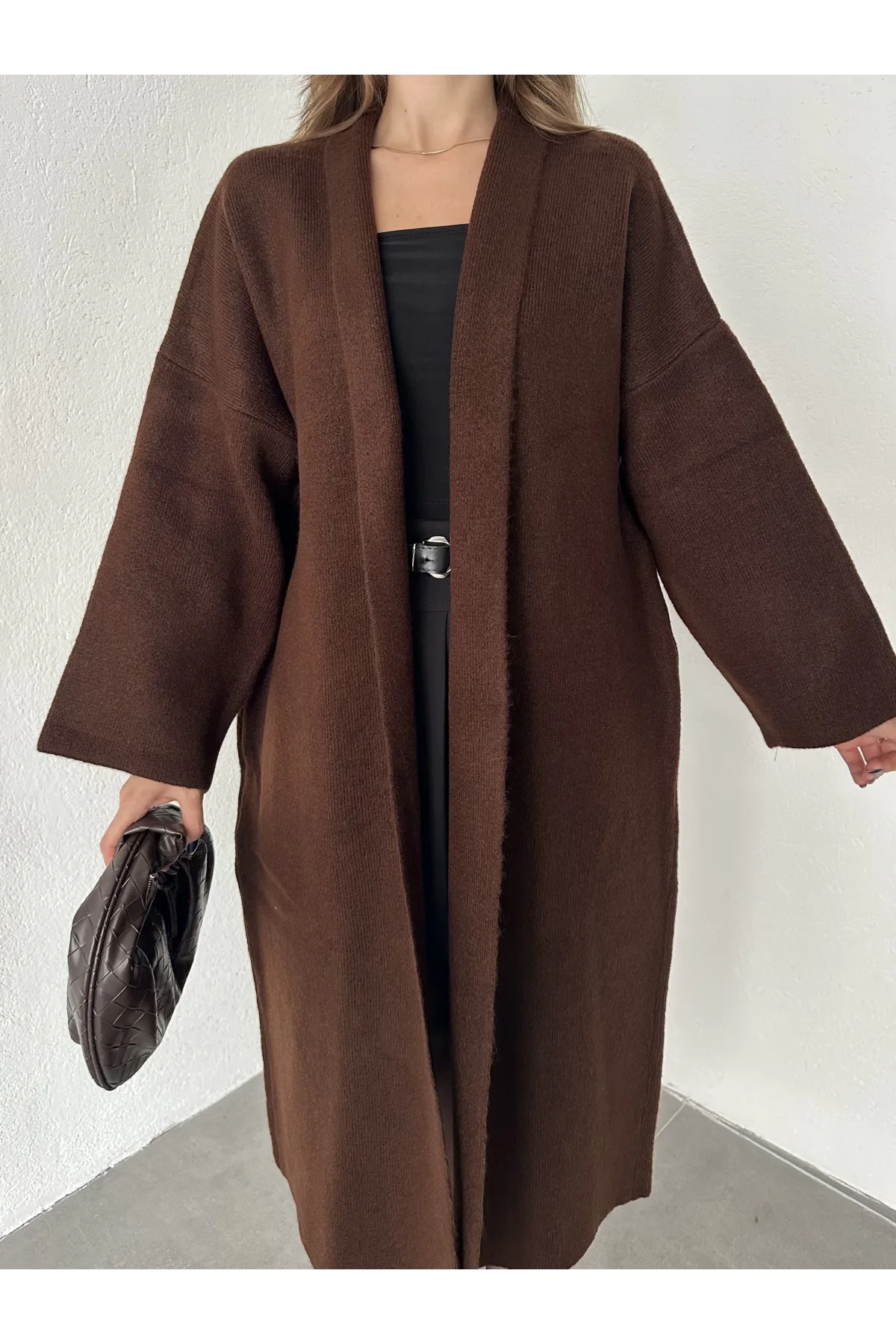 Kahverengi Şal Yaka Tam Boy Uzun Salaş Oversize Triko Hırka