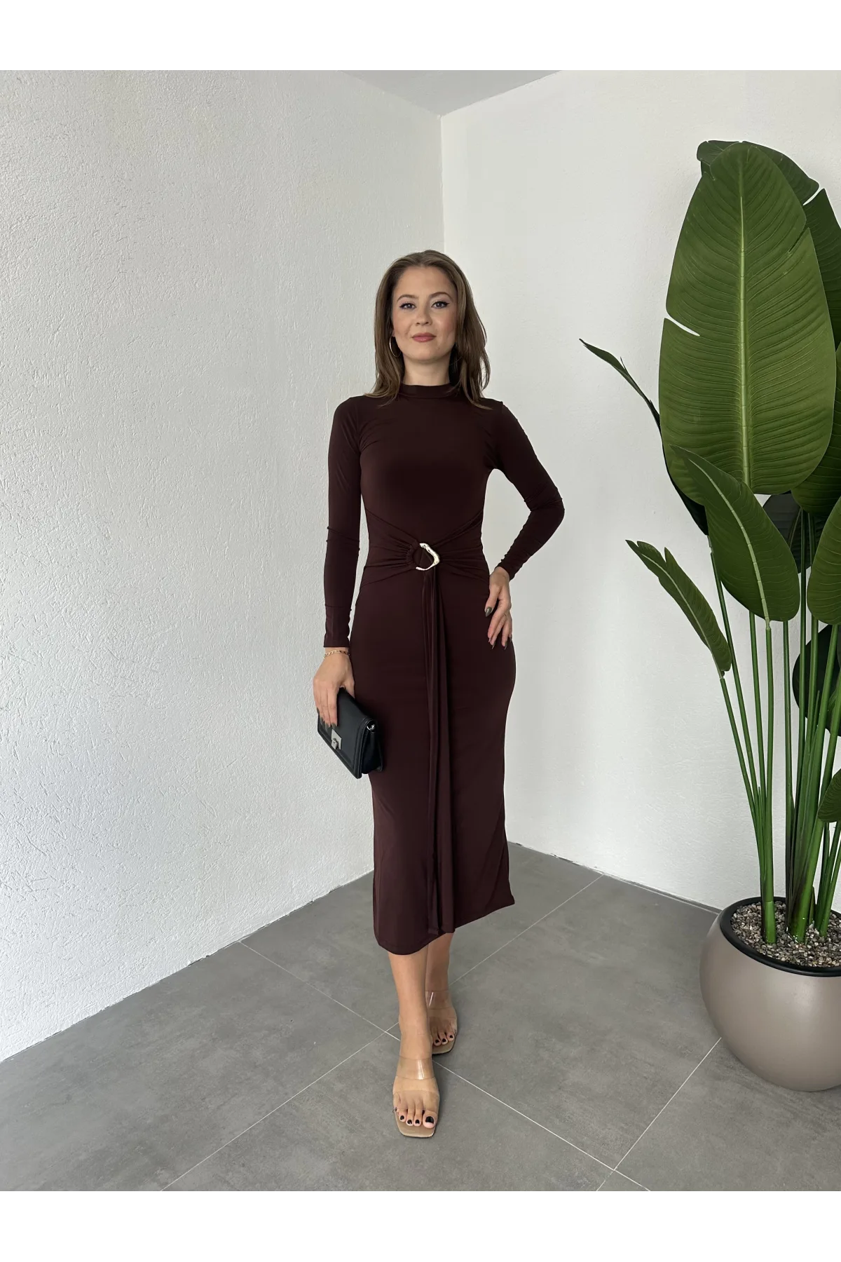 Kahverengi Zr Model Bisiklet Yaka Aksesuarlı Kuşaklı Midi Boy Candy Elbise