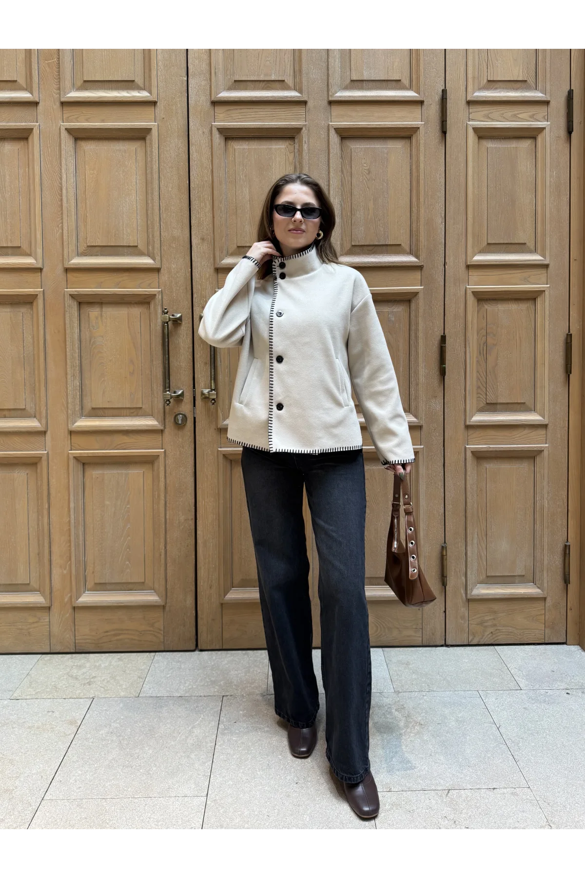 Krem Çoban Dikişli Kaşe Düğmeli Kaşe Hırka