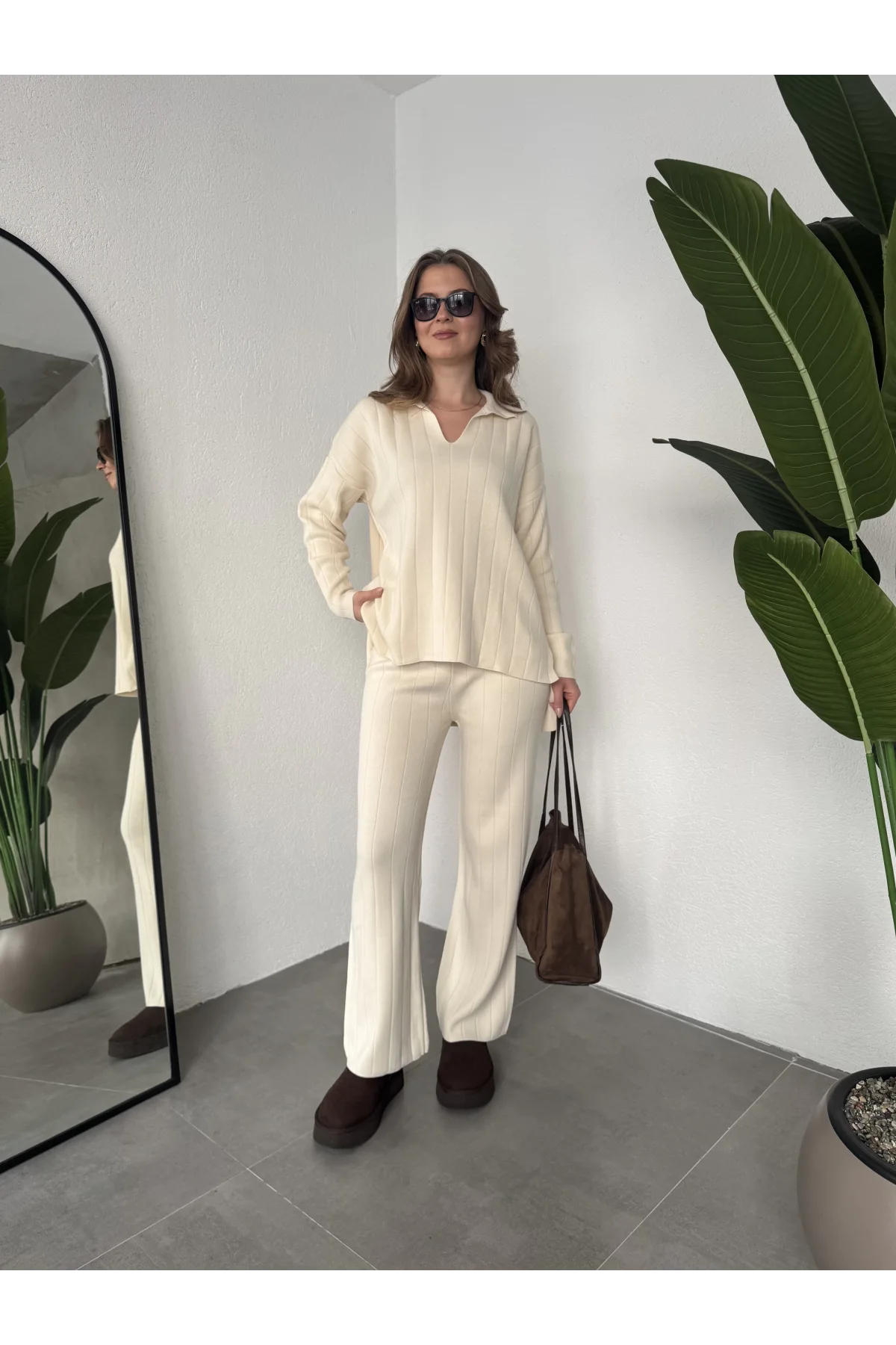 Krem Polo Yakalı Kazak İspanyol Paça Triko Pantolon İkili Takım