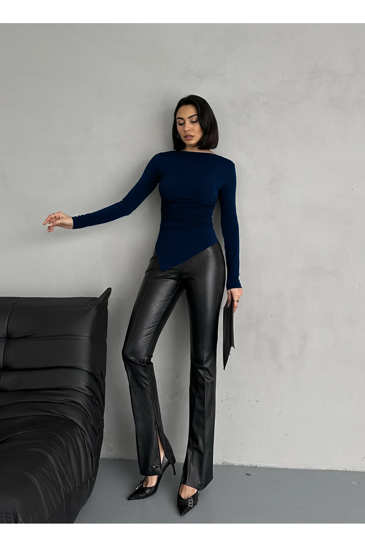 Lacivert Zr Model Asimetrik Kesim Drapeli Büzgülü Candy Body Bluz