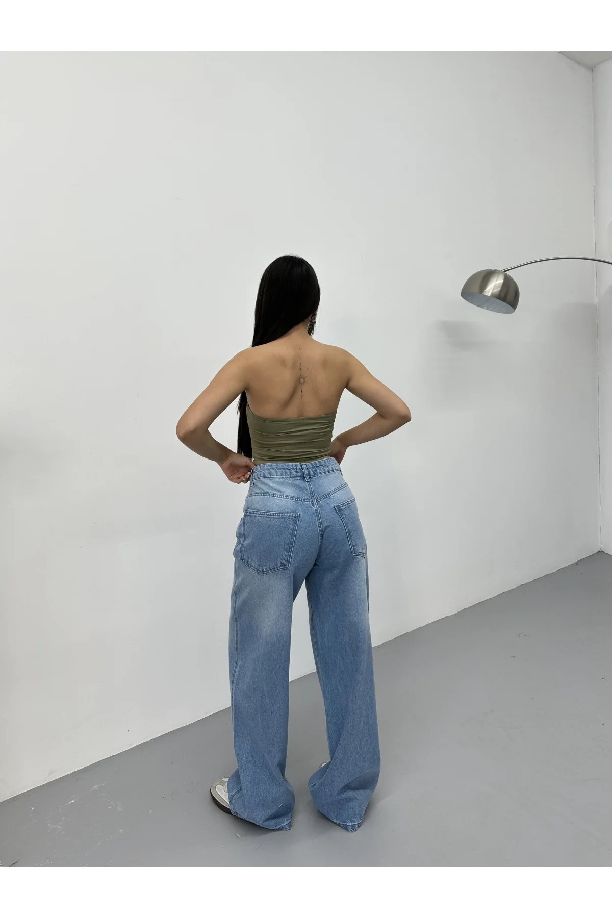 Mavi Dikiş Detaylı Yıkamalı Baggy Geniş Paça Yüksek Bel Oturtmalı Jean Kot Pantolon