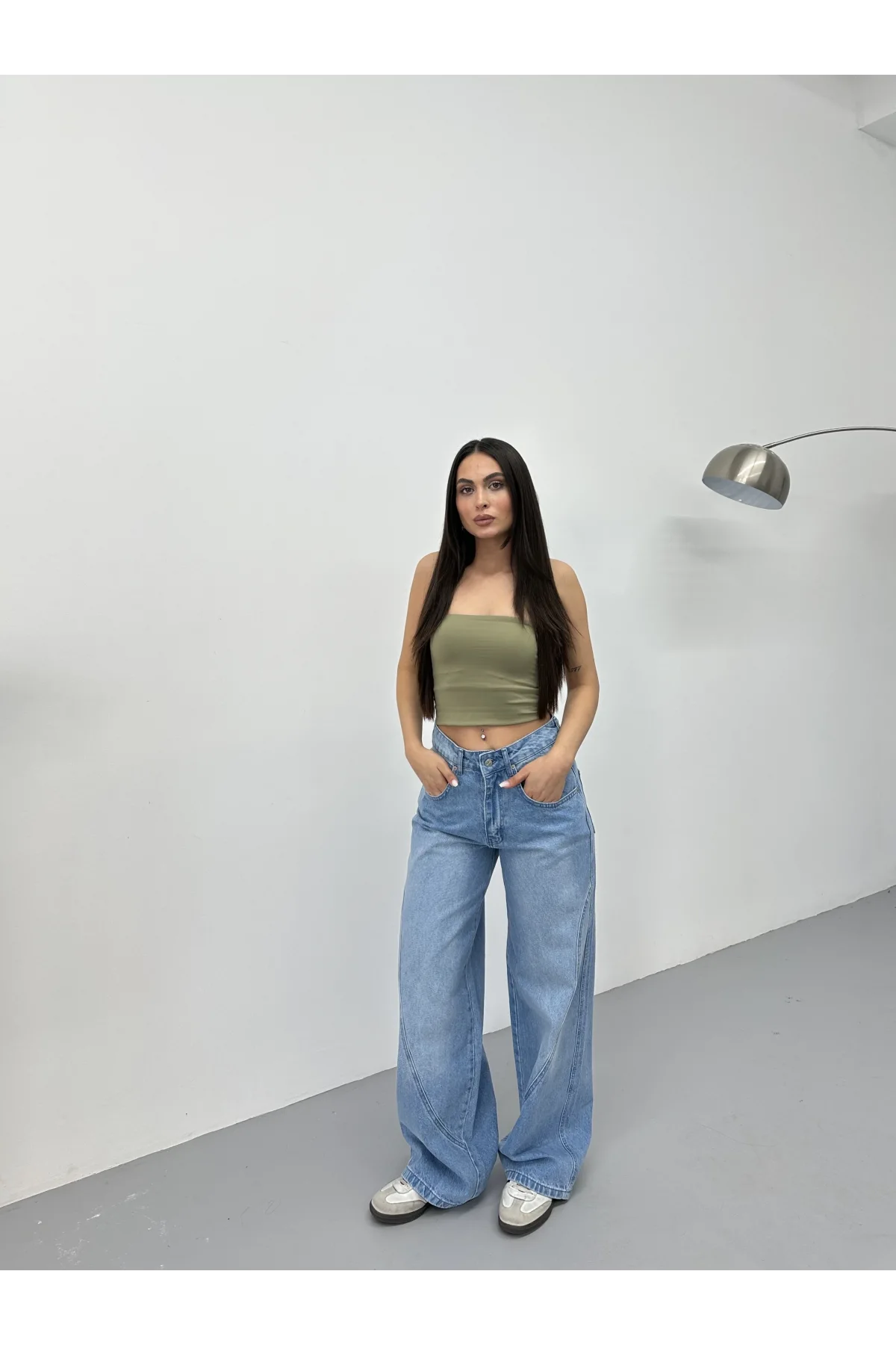 Mavi Dikiş Detaylı Yıkamalı Baggy Geniş Paça Yüksek Bel Oturtmalı Jean Kot Pantolon