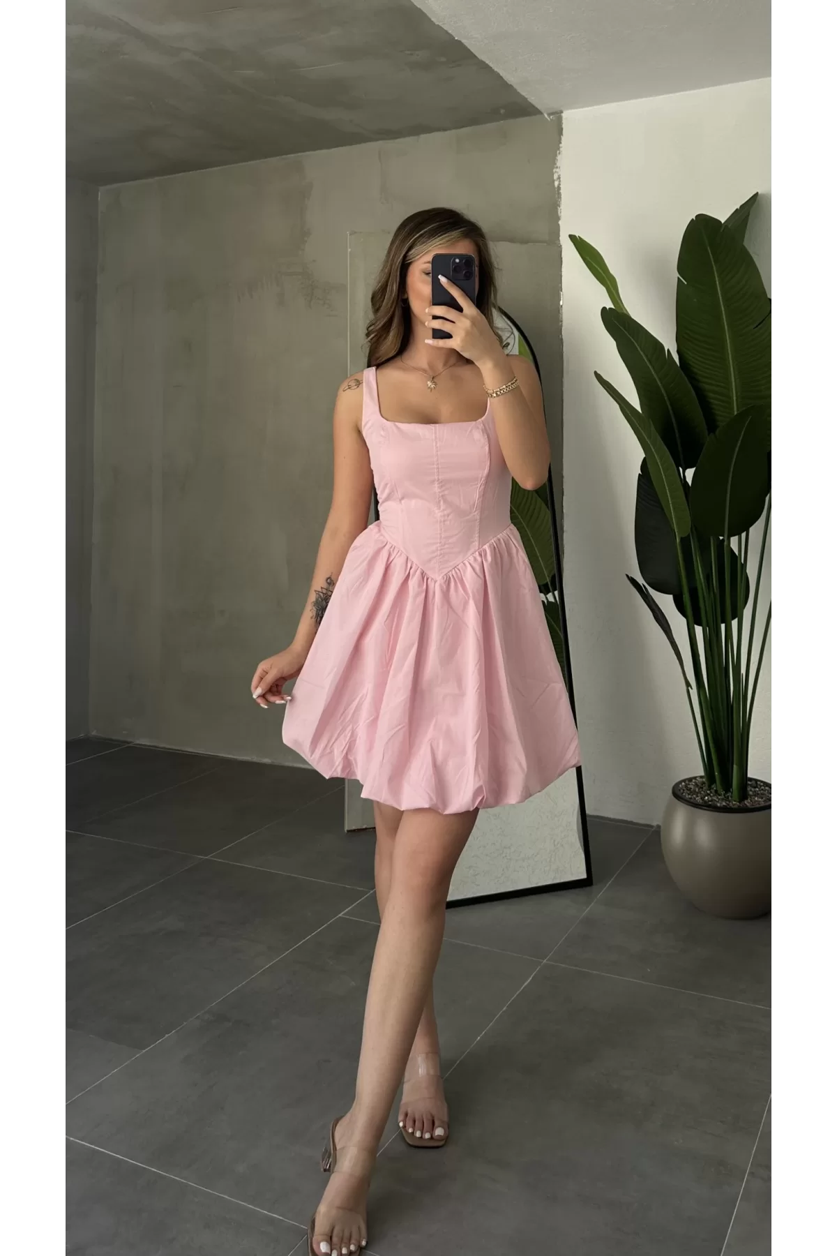 Pembe Askılı Balon Etek Mini Elbise