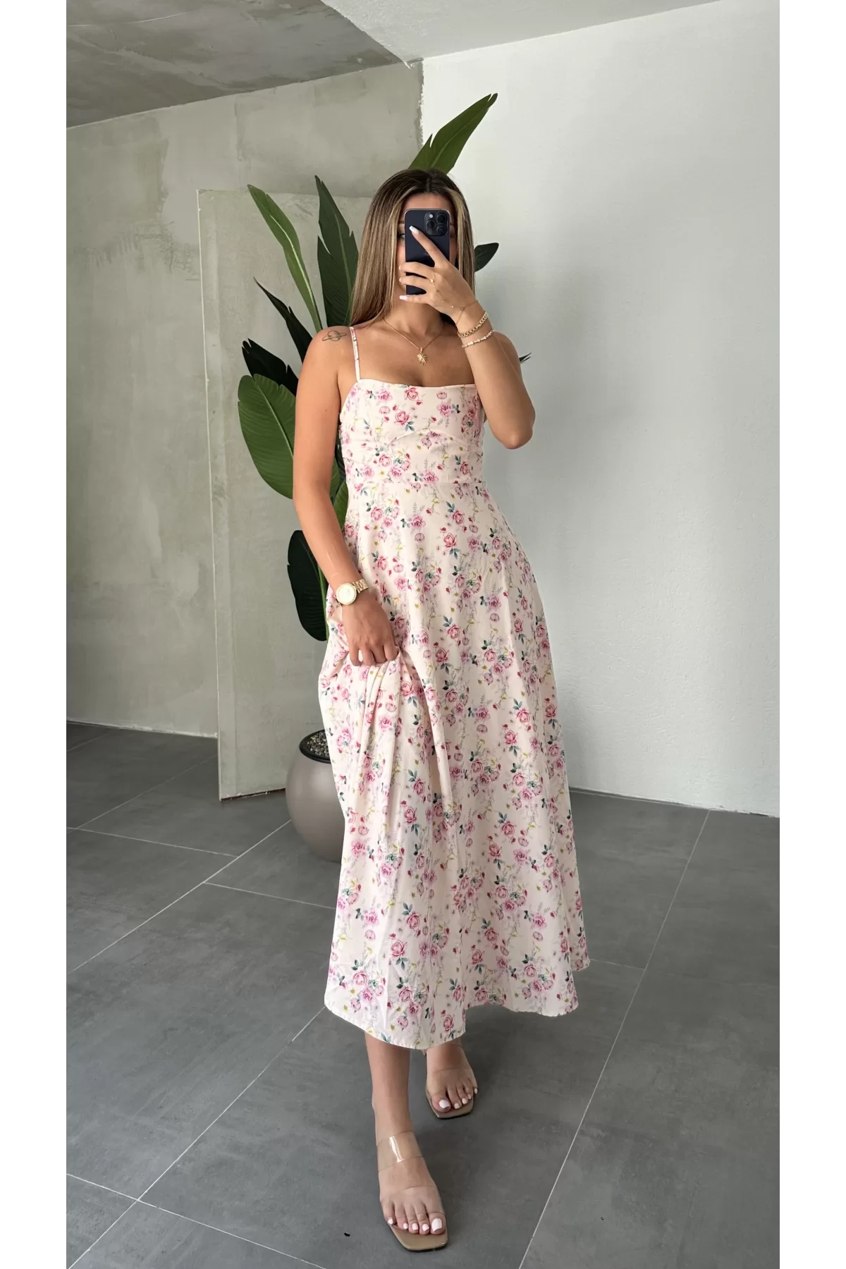Gül Kurusu Çiçek Desenli İp Askılı Gloplu Astarlı Maxi Boy Elbise