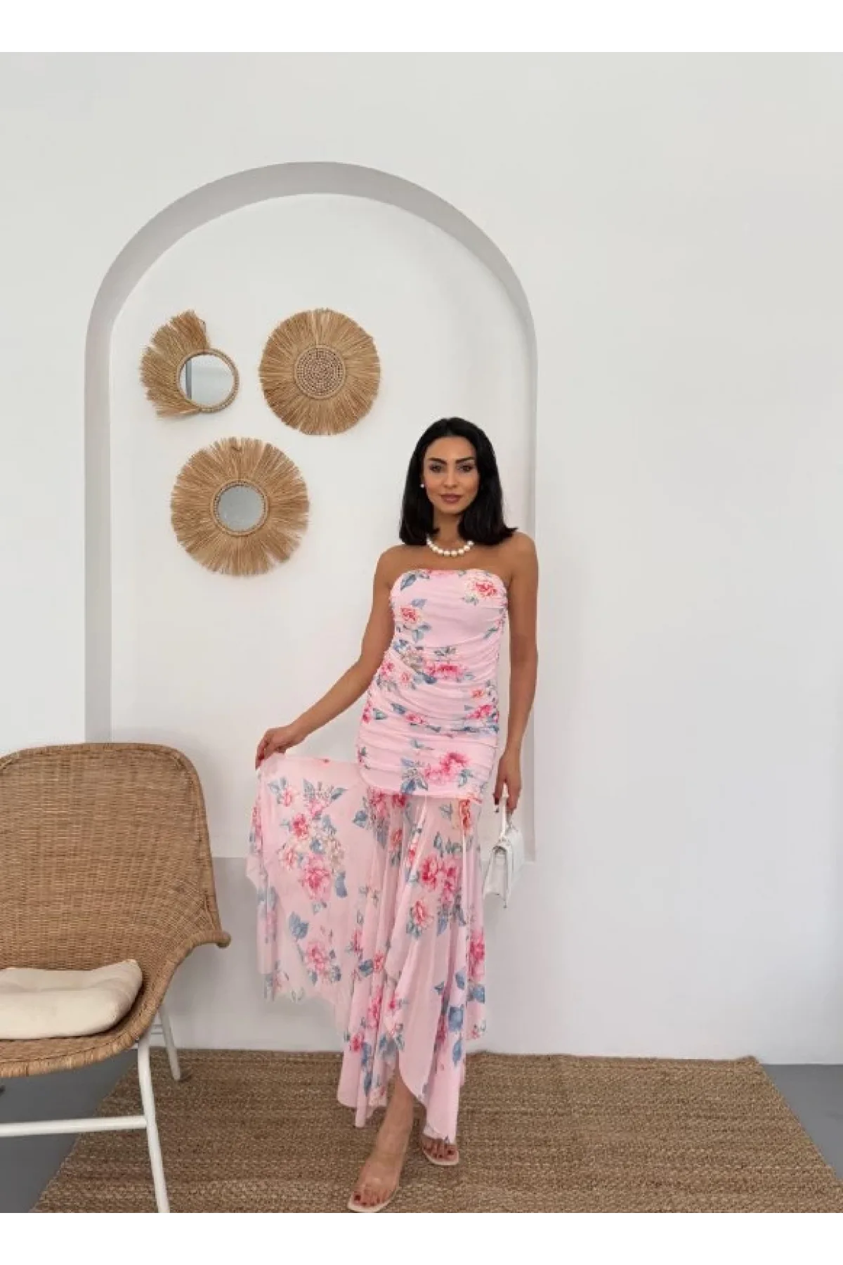 Pembe Çiçek Desenli Straplez Tül Elbise