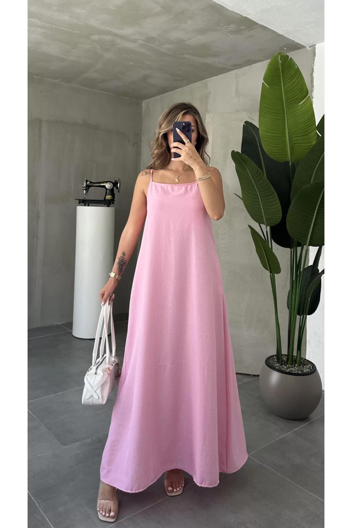 Pembe İp Askılı Tam Boy Rahat Kalıp Cepli Keten Elbise