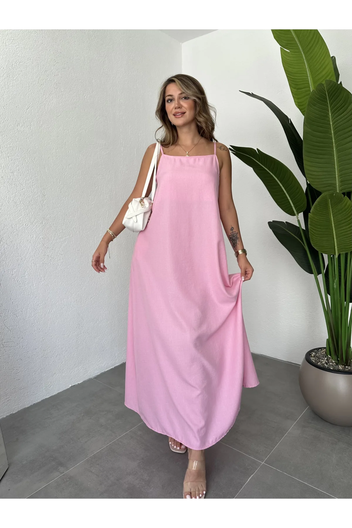Pembe İp Askılı Tam Boy Rahat Kalıp Cepli Keten Elbise