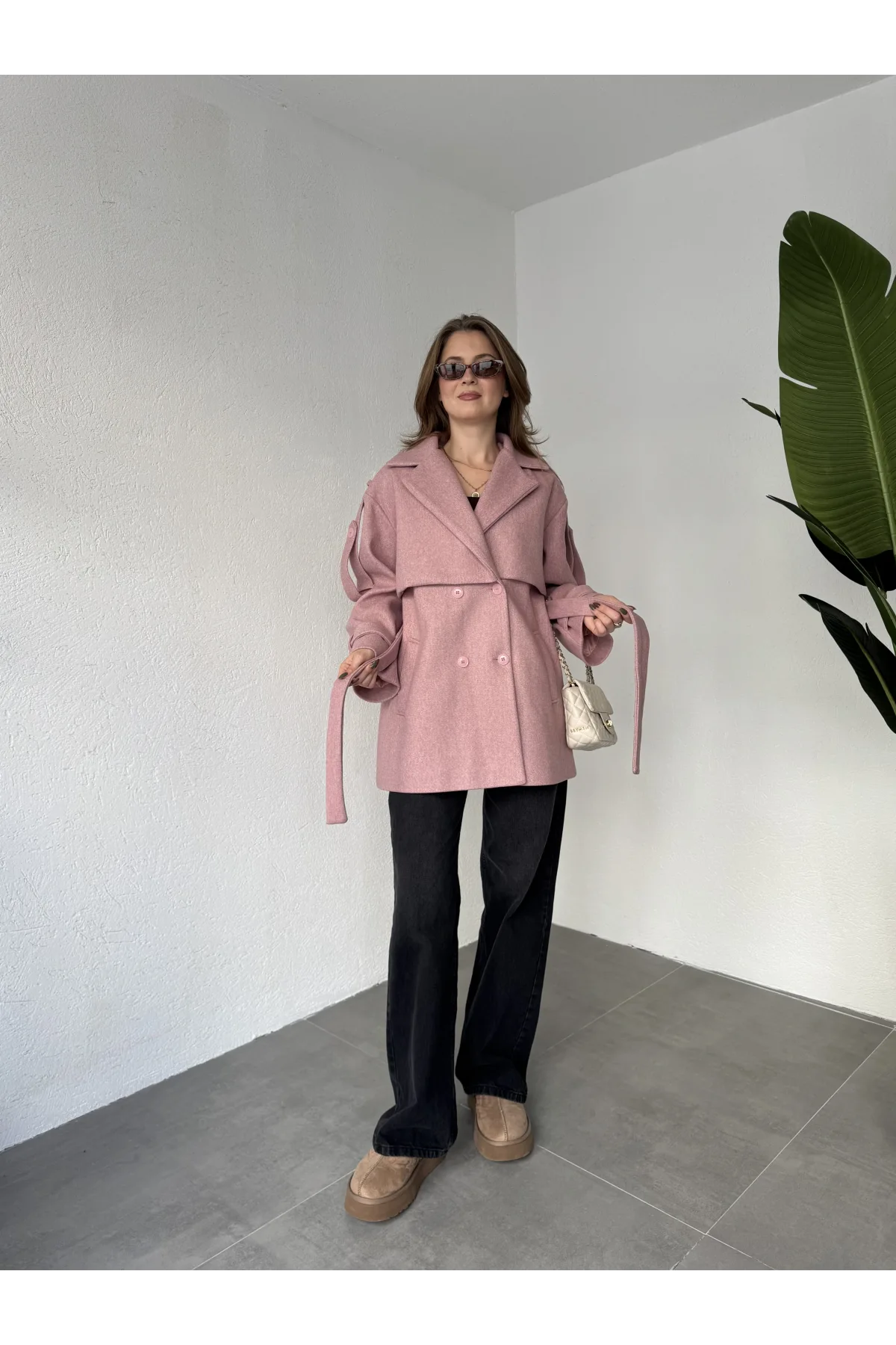 Pembe Kruvaze Oversize Astarlı Cepli Kuşaklı Kaşe Mont Kaban