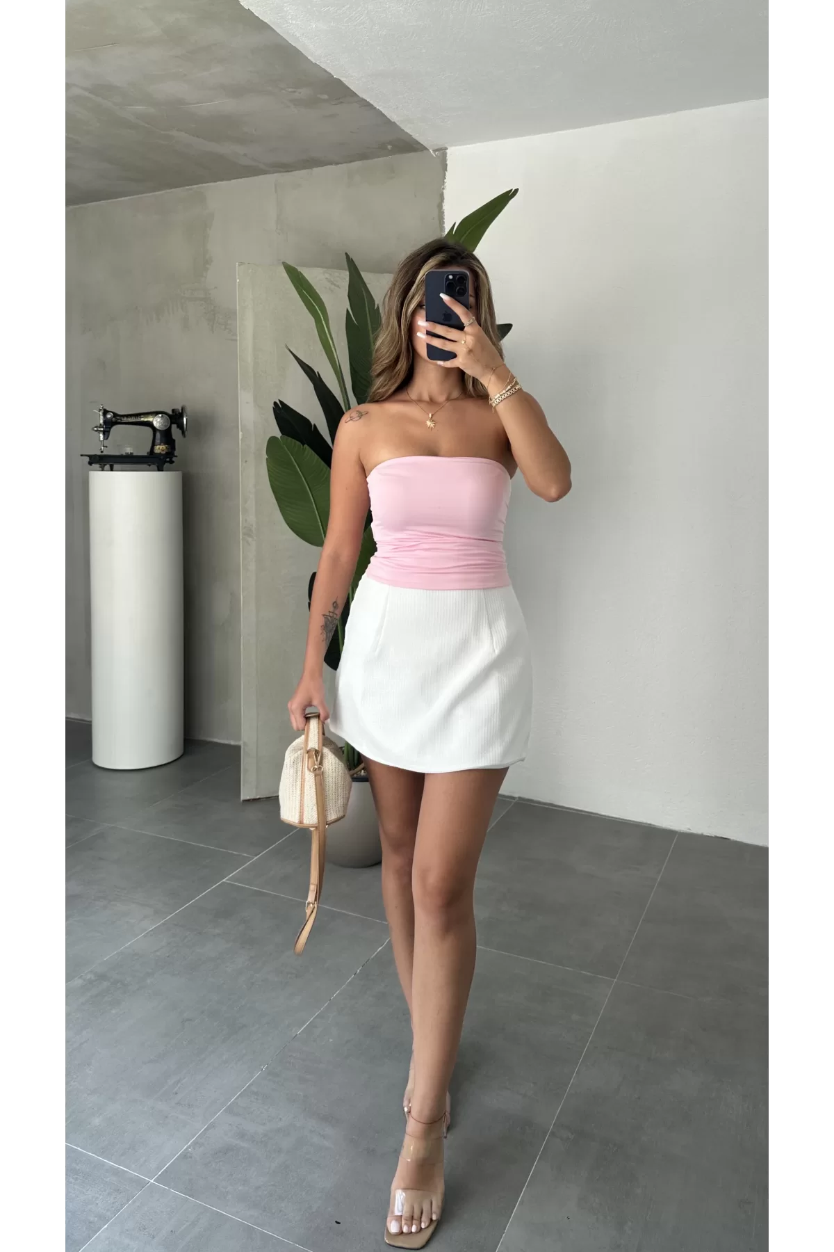 Pembe Straplez Crop Top
