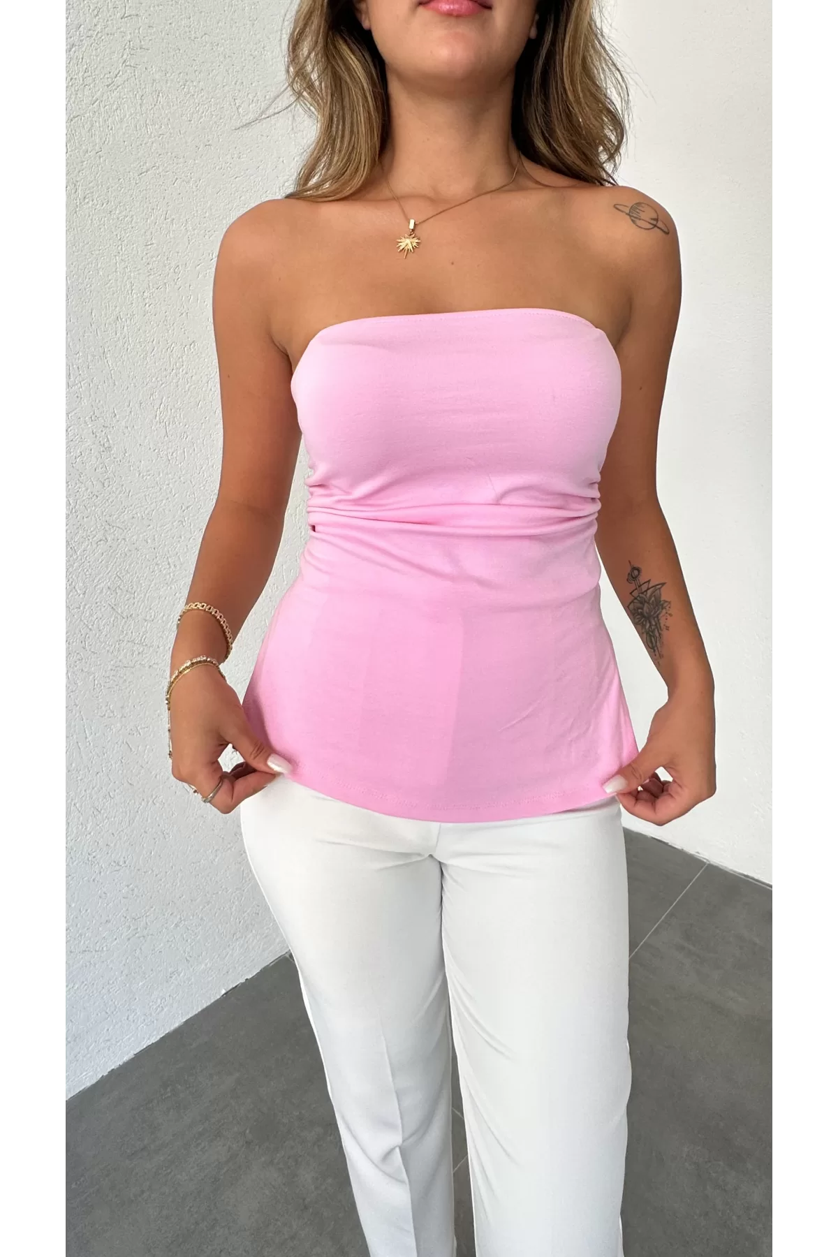 Pembe Yırtmaçlı Drapeli Straplez Crop Bluz