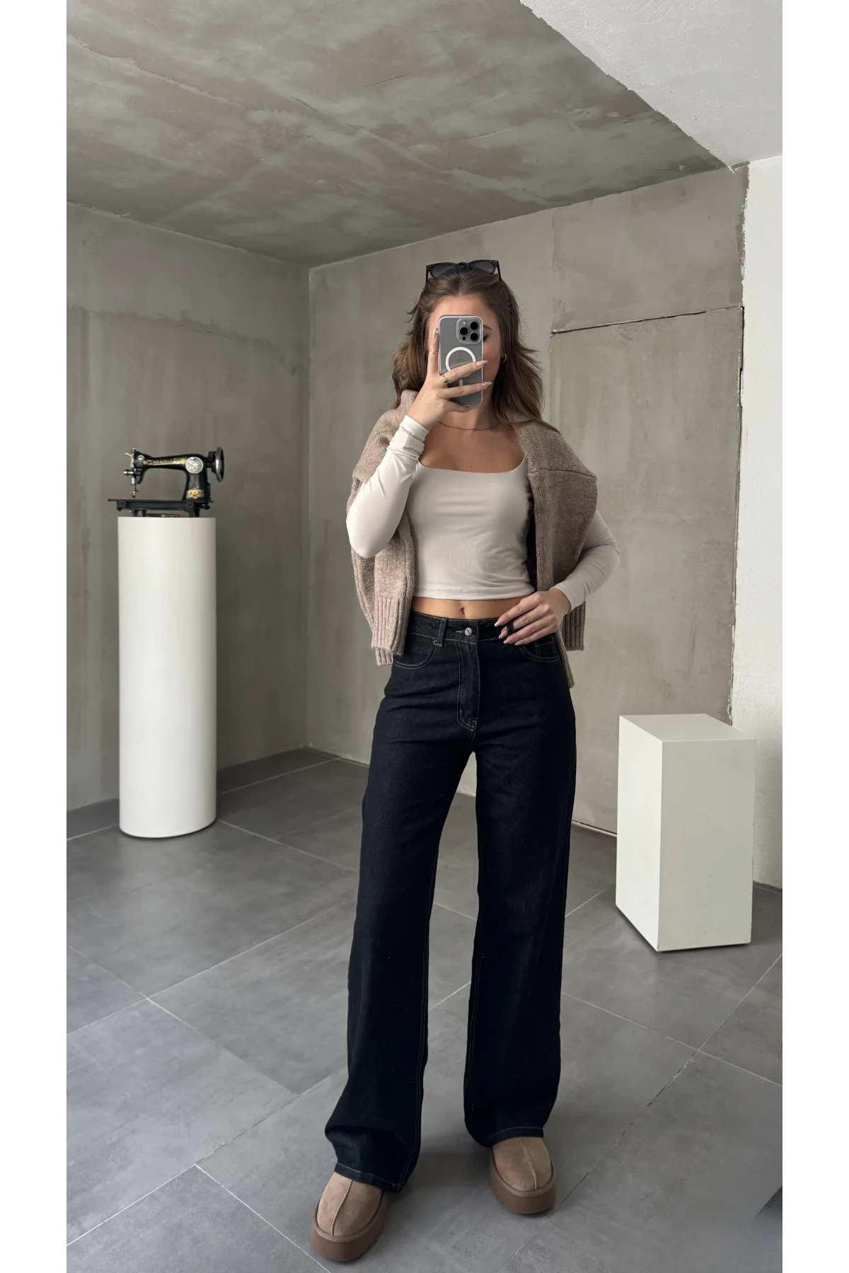 Sade Siyah Rins Yıkamalı Baggy Geniş Paça Yüksek Bel Wide Leg Jean Kot Pantolon