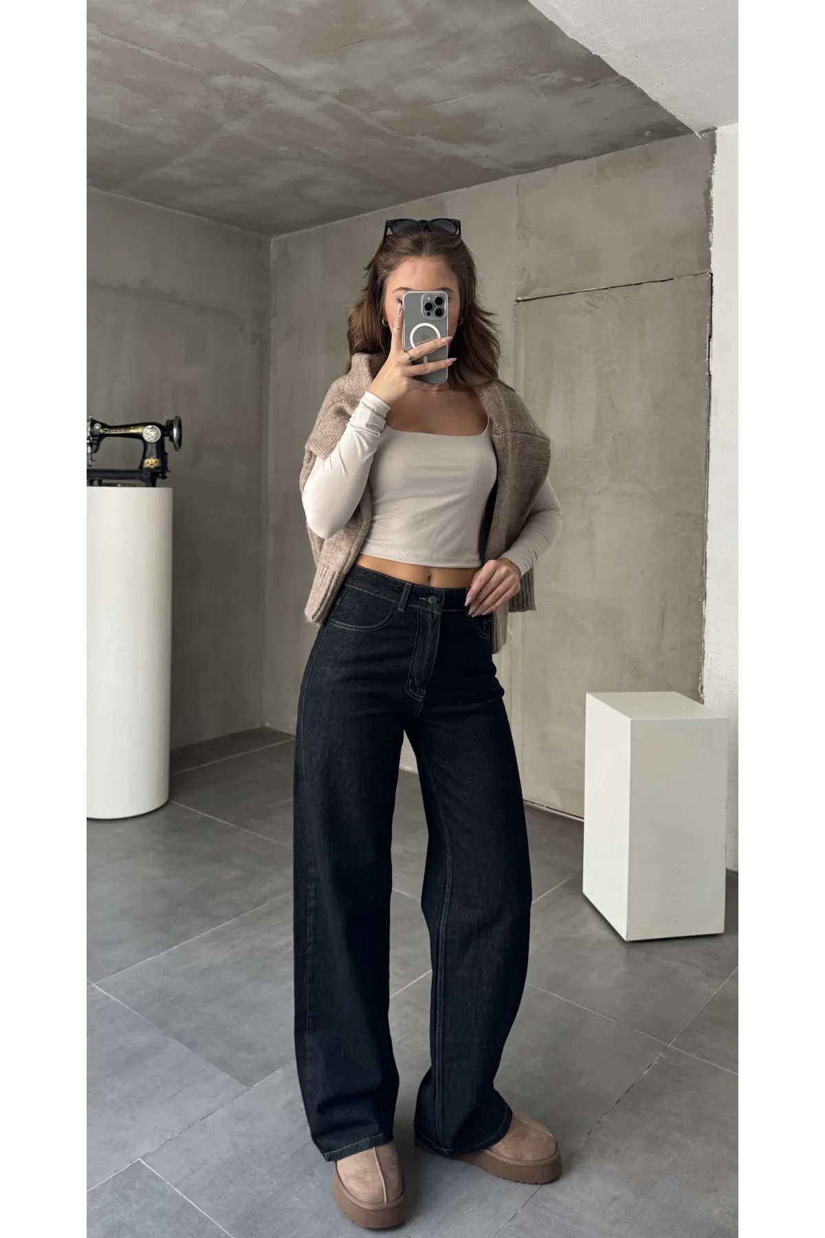 Sade Siyah Rins Yıkamalı Baggy Geniş Paça Yüksek Bel Wide Leg Jean Kot Pantolon