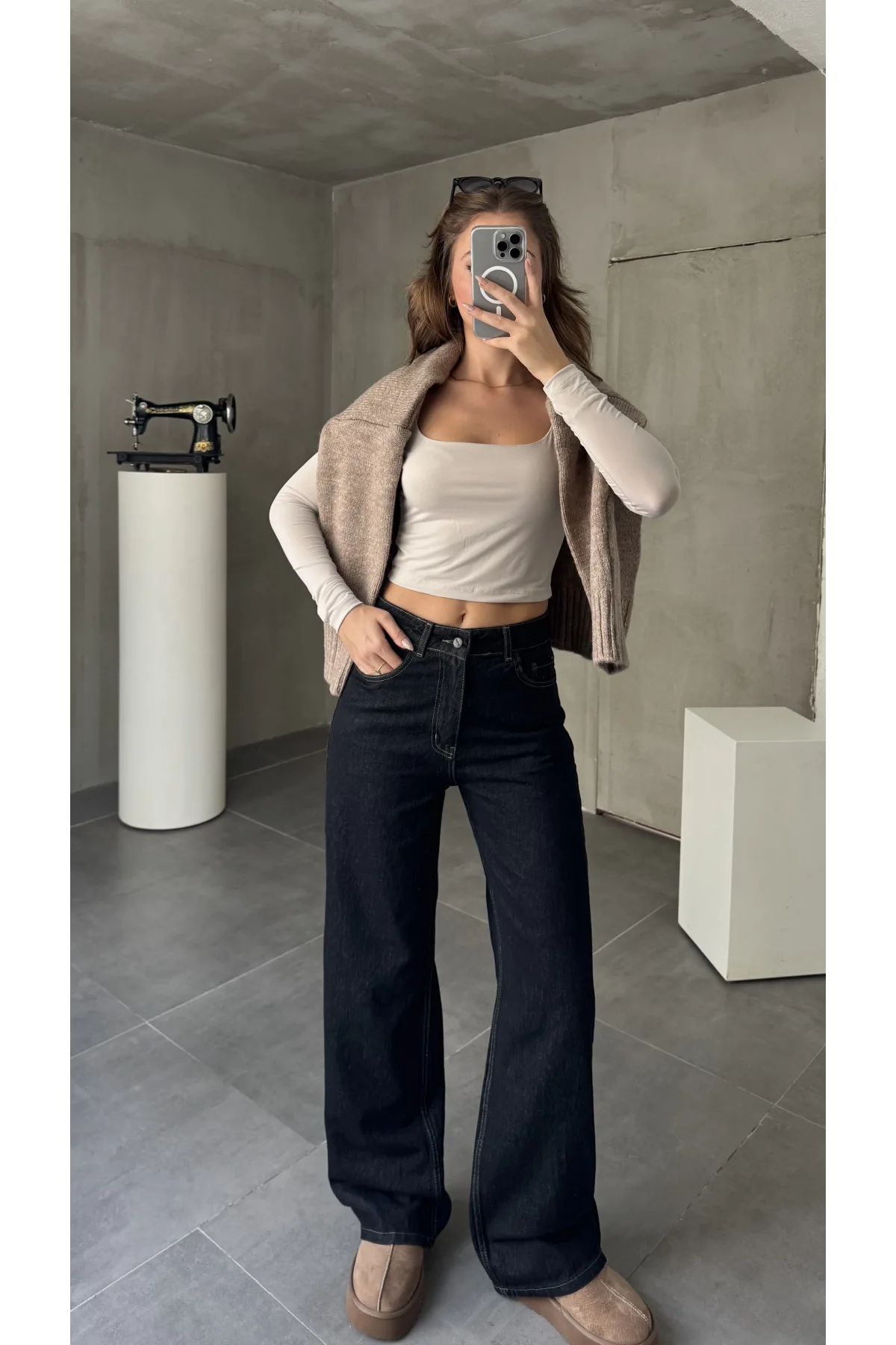 Sade Siyah Rins Yıkamalı Baggy Geniş Paça Yüksek Bel Wide Leg Jean Kot Pantolon