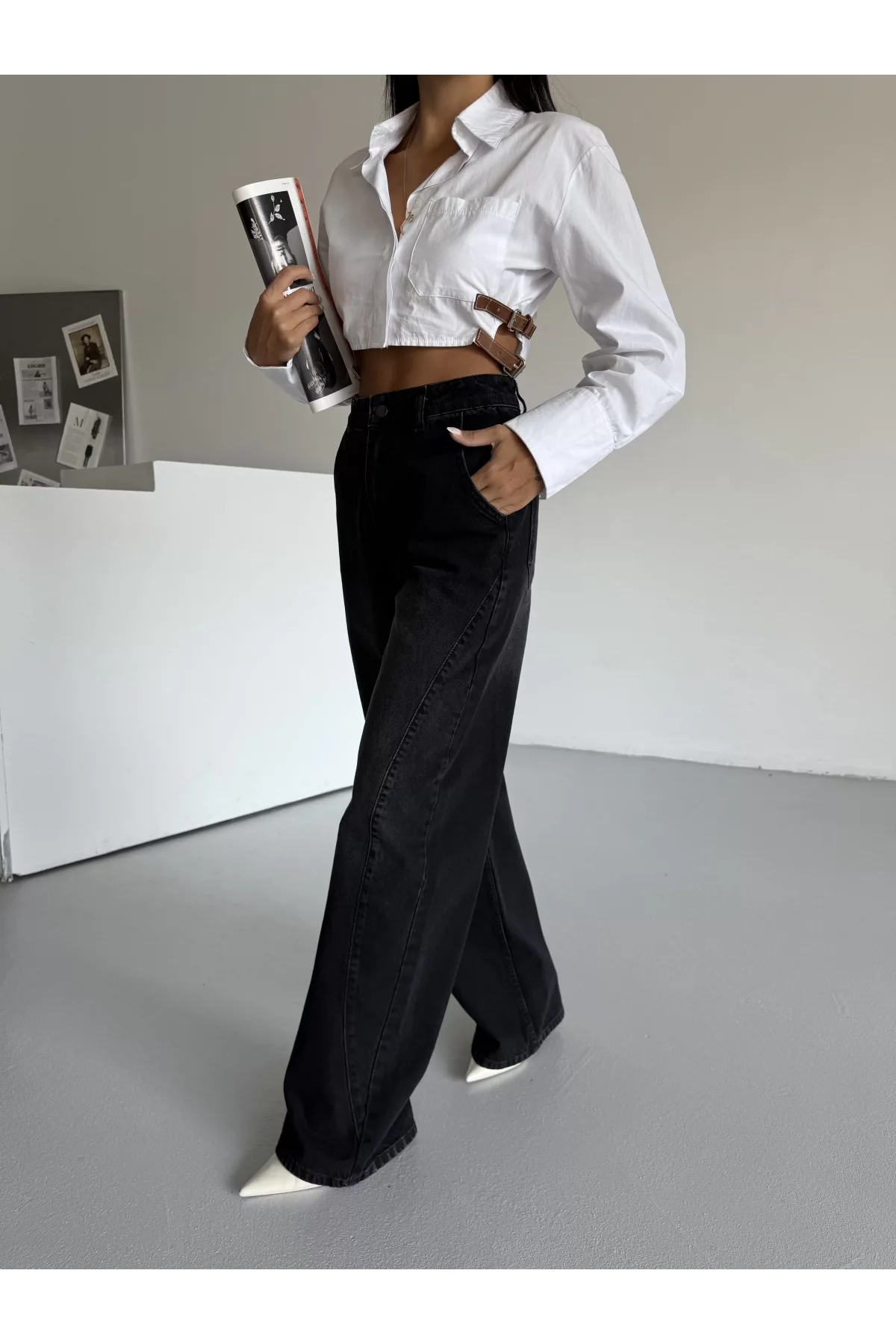 Siyah Dikiş Detaylı Yıkamalı Baggy Geniş Paça Yüksek Bel Oturtmalı Jean Kot Pantolon