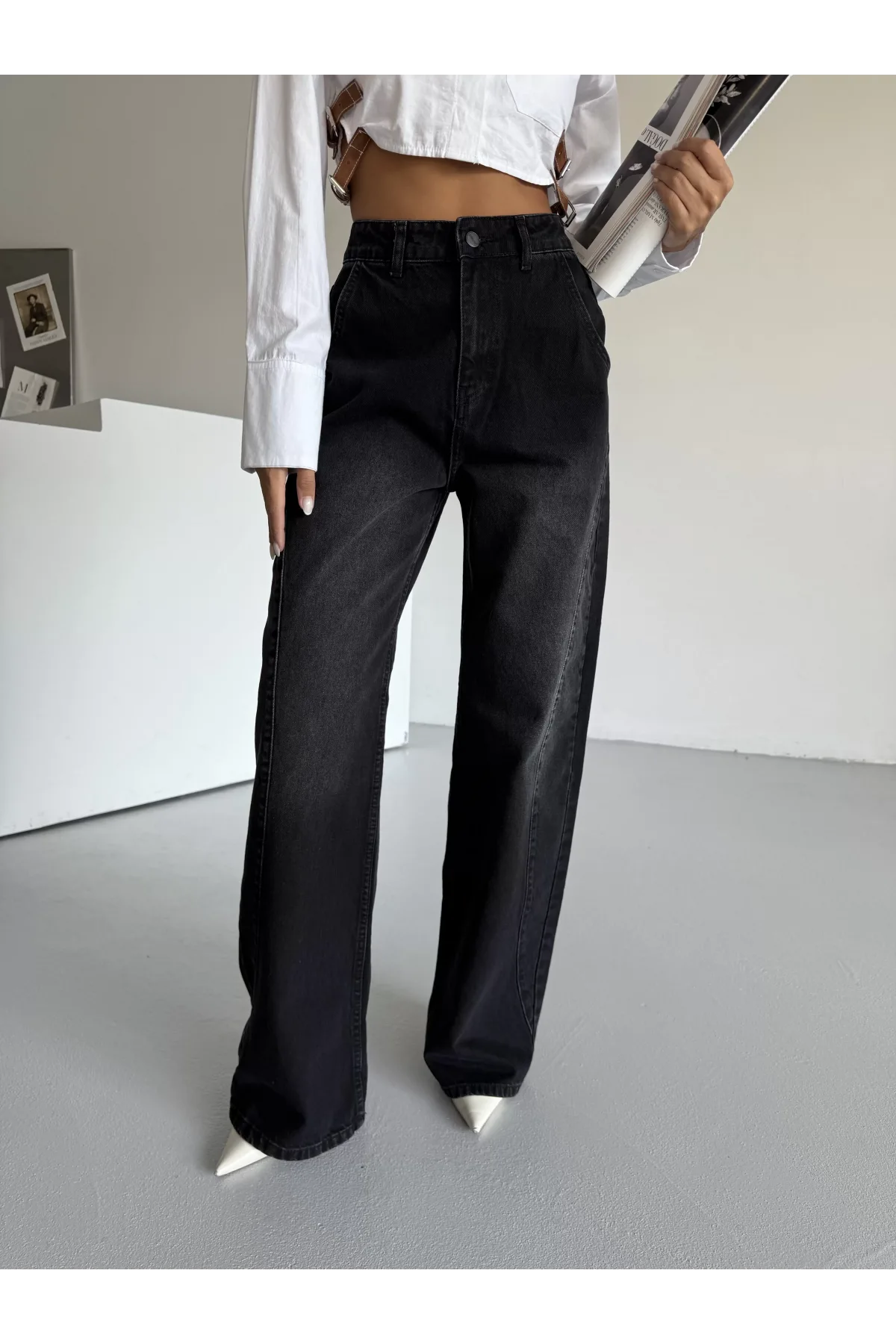 Siyah Dikiş Detaylı Yıkamalı Baggy Geniş Paça Yüksek Bel Oturtmalı Jean Kot Pantolon