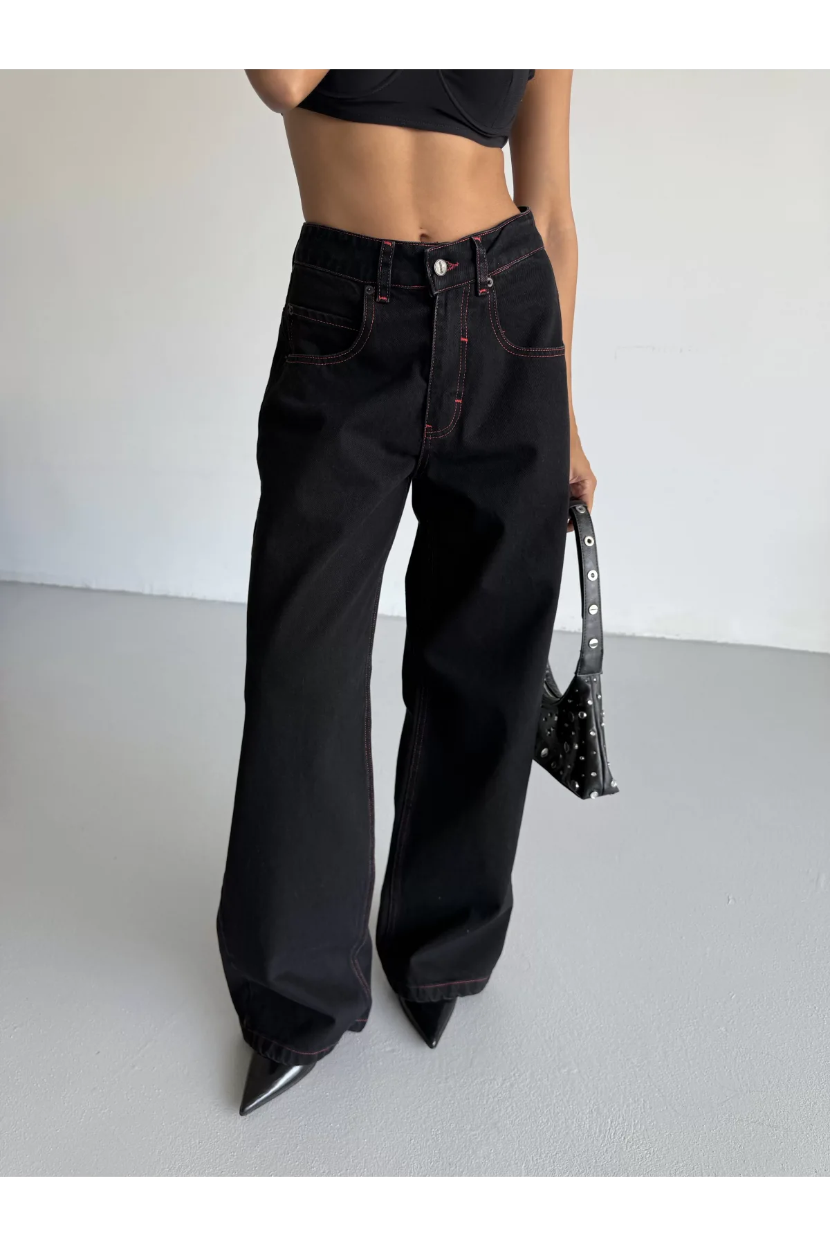 Siyah Dikiş Detaylı Yıkamalı Baggy Geniş Paça Yüksek Bel Oturtmalı Jean Kot Pantolon