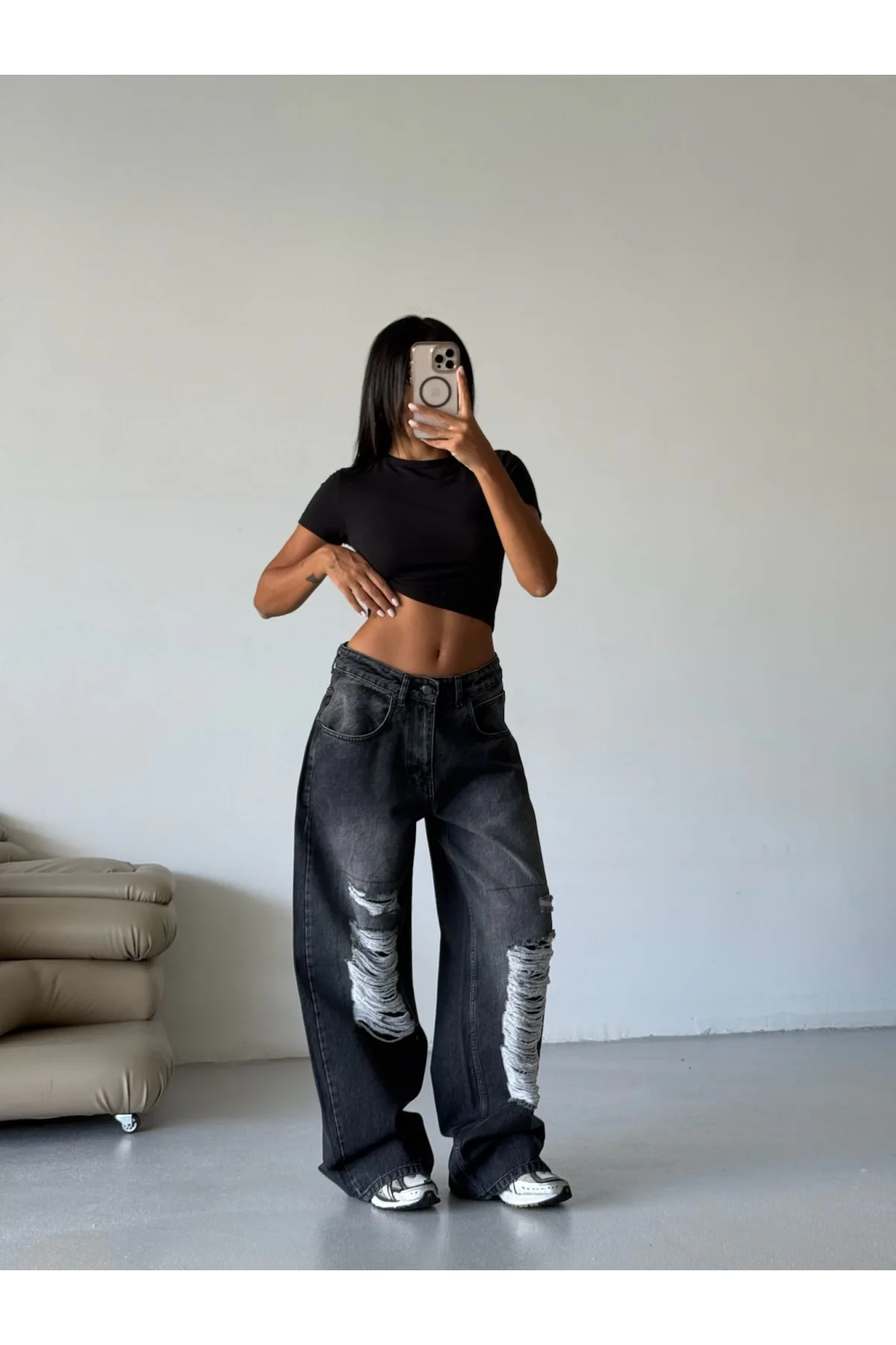 Siyah Dizi Yırtık Yıkamalı Baggy Geniş Paça Yüksek Bel Oturtmalı Jean Kot Pantolon