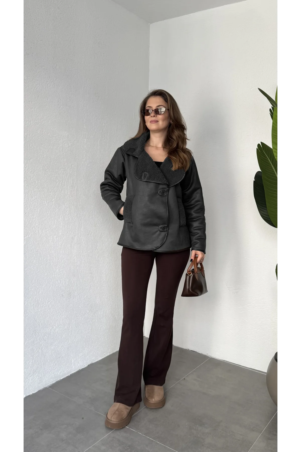 Siyah Düğmeli İçi Yünlü Vintage Oversize Süet Ceket Mont