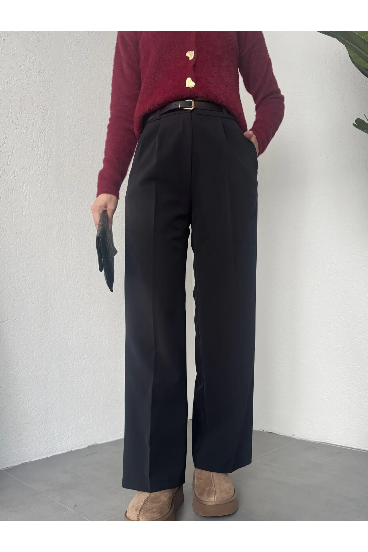 Siyah Pileli Tam Kalıp Bel Oturtmalı Geniş Paça Palazzo Pantolon