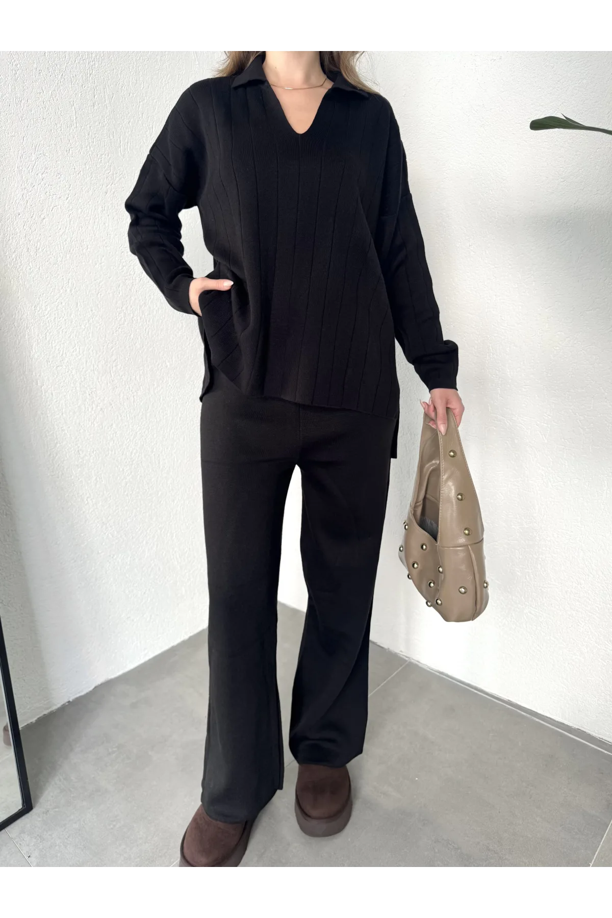 Siyah Polo Yakalı Kazak İspanyol Paça Triko Pantolon İkili Takım