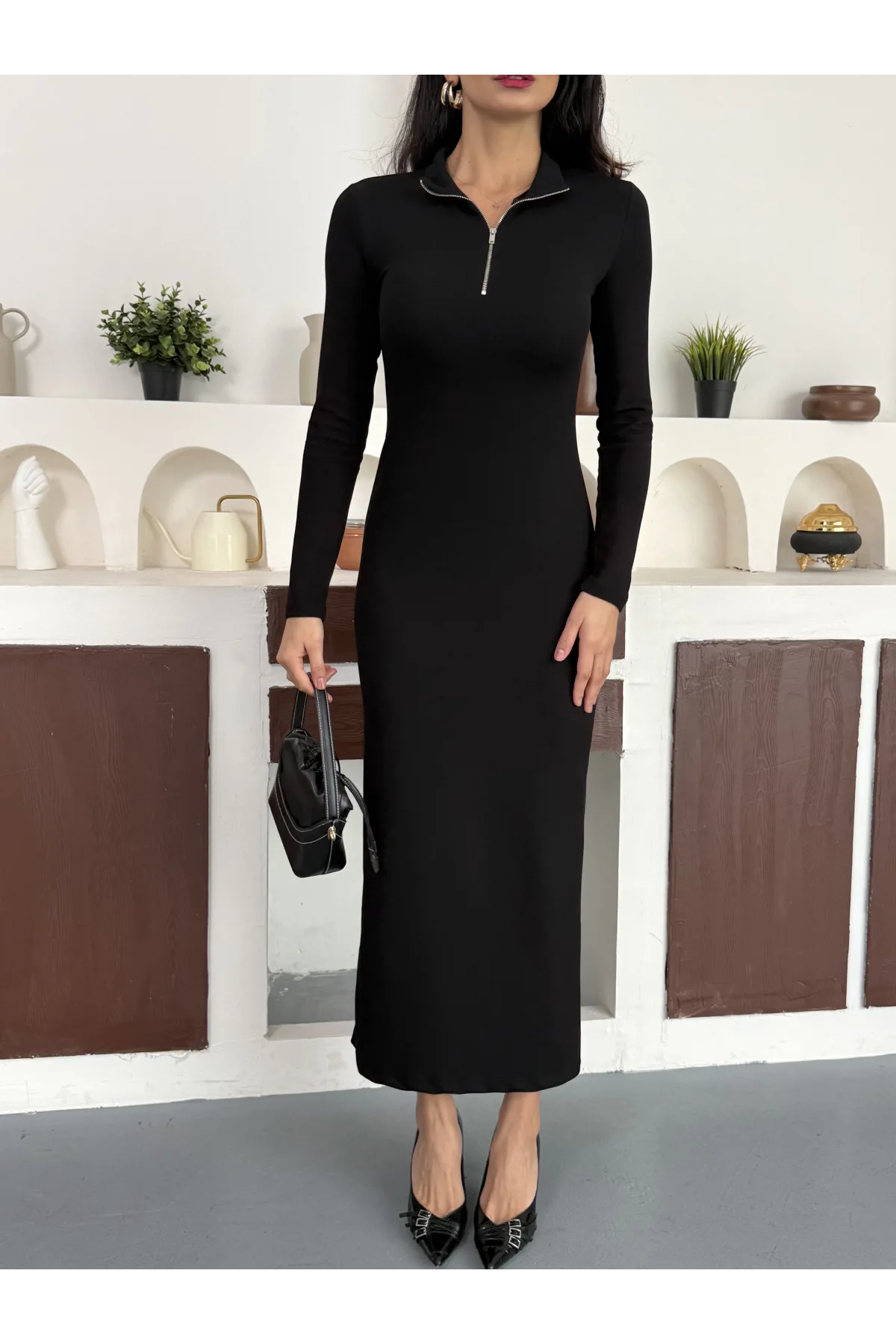 Siyah Yarım Fermuarlı Fitilli Tam Boy Uzun Kollu Midi Elbise