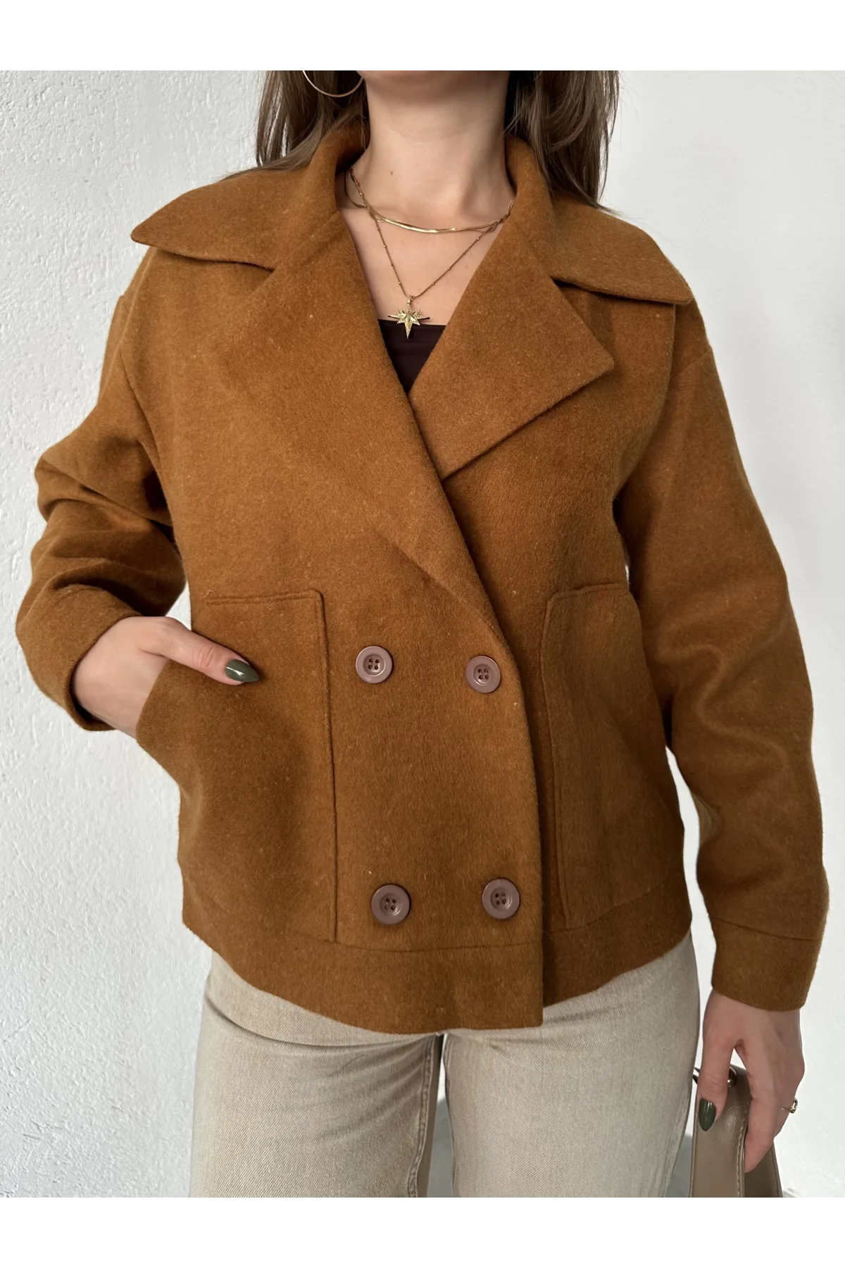Taba Kısa Kruvaze Oversize Astarlı Cepli Kaşe Ceket Mont