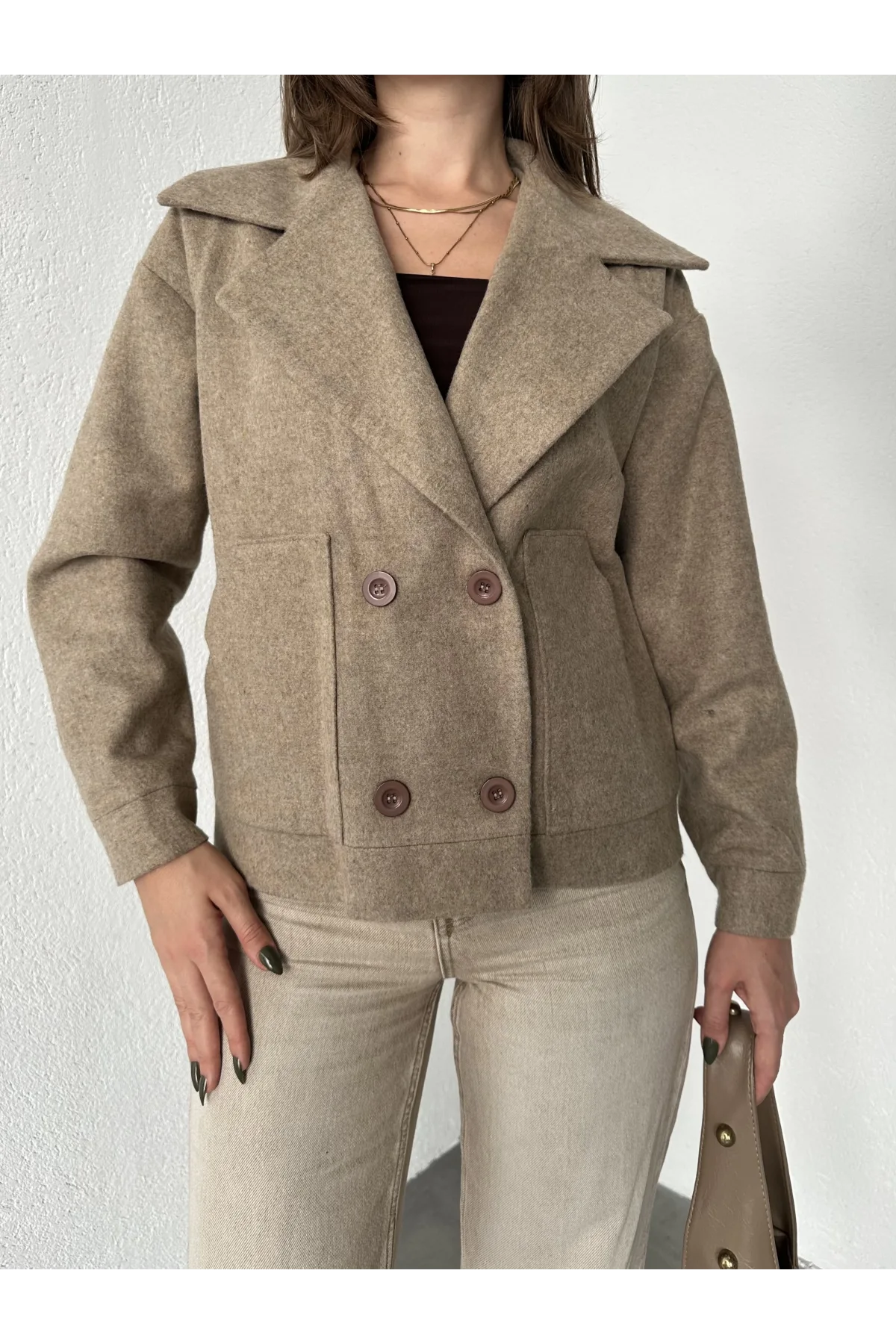 Vizon Kısa Kruvaze Oversize Astarlı Cepli Kaşe Ceket Mont