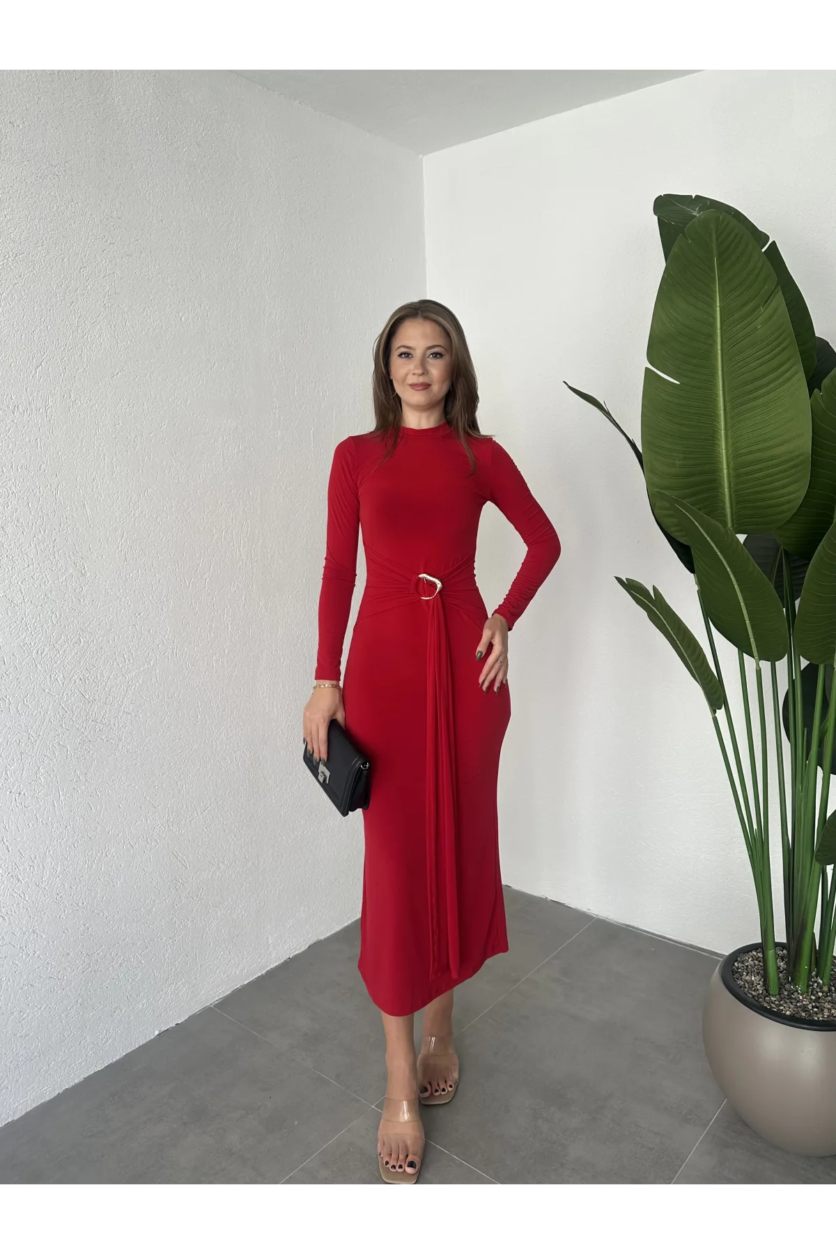 Kırmızı Zr Model Bisiklet Yaka Aksesuarlı Kuşaklı Midi Boy Candy Elbise