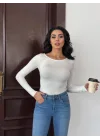 Kadın Açık Yaka Uzun Kollu Basic Body Bluz Beyaz