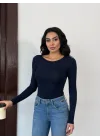 Kadın Açık Yaka Uzun Kollu Basic Body Bluz Lacivert