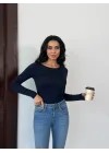 Kadın Açık Yaka Uzun Kollu Basic Body Bluz Lacivert