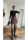 Kadın Kahverengi Yüksek Bel Kemerli Old Money Viskon Pileli Şortlu Mini Etek