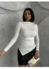 Beyaz Zr Model Asimetrik Kesim Drapeli Büzgülü Candy Body Bluz