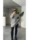 Gri Bisiklet Yaka Tam Salaş Oversize Uzun Triko Kazak
