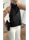 Kadıın Siyah Degaje Yaka Sırt Dekolteli Saten Bluz