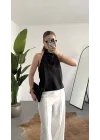 Kadıın Siyah Degaje Yaka Sırt Dekolteli Saten Bluz