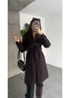 Kadın Kahverengi Kuşaklı Kürk Yakalı Kaşe Kaban