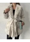 Kadın Krem Kırık Beyaz Kemerli Kürk Yaka Şişme Mont Krem Kışlık
