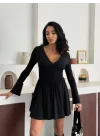 Kadın Siyah Şortlu V Yaka Uzun Kollu Elbise
