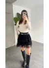 Kadın Siyah Dantel Detaylı Fırfırlı Mini Etek Kemerli