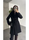 Kadın Siyah Kuşaklı Kürk Yakalı Kaşe Kaban