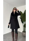 Kadın Siyah Kuşaklı Kürk Yakalı Kaşe Kaban