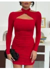 Kırmızı Pencere Detaylı Boyun Geçirmeli Büzgülü Sırt Dekolteli Uzun Kollu Mini Candy Elbise