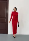 Kırmızı Vucudu Saran Simli Parlak Büzgülü Drapeli Midi Boy Uzun Kollu Elbise