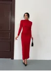 Kırmızı Vucudu Saran Simli Parlak Büzgülü Drapeli Midi Boy Uzun Kollu Elbise