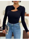 Lacivert Gold Aksesuarlı Göğüs Dekolteli Uzun Kollu Candy Body Bluz